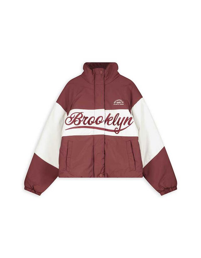 Dzseki - Hímzésekkel - mélyvörös