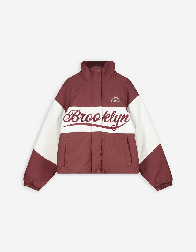 Dzseki - Hímzésekkel - mélyvörös