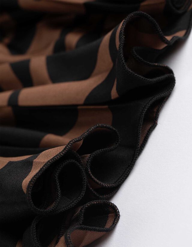 Rakott szoknya - Ráncok - fekete