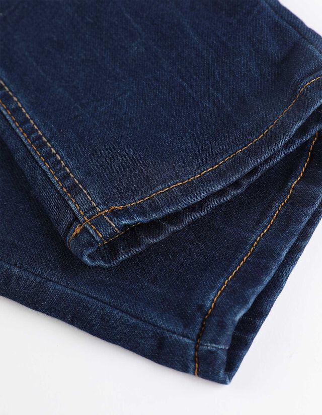 Szűk fazon - sotetkek