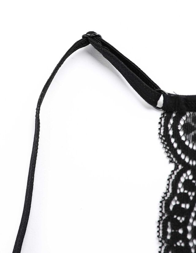 Fűző - főként varrás nélküli - fekete