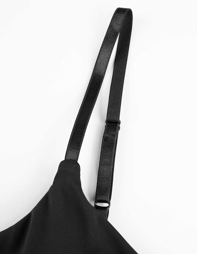 Ujjatlan felső - Lélegző szövet - fekete