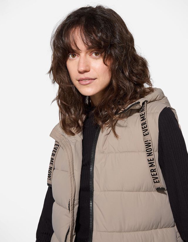 Steppelt mellény - Állítható derék - fekete