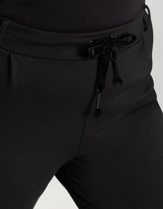 Melegítőnadrág - Zsinóros - fekete