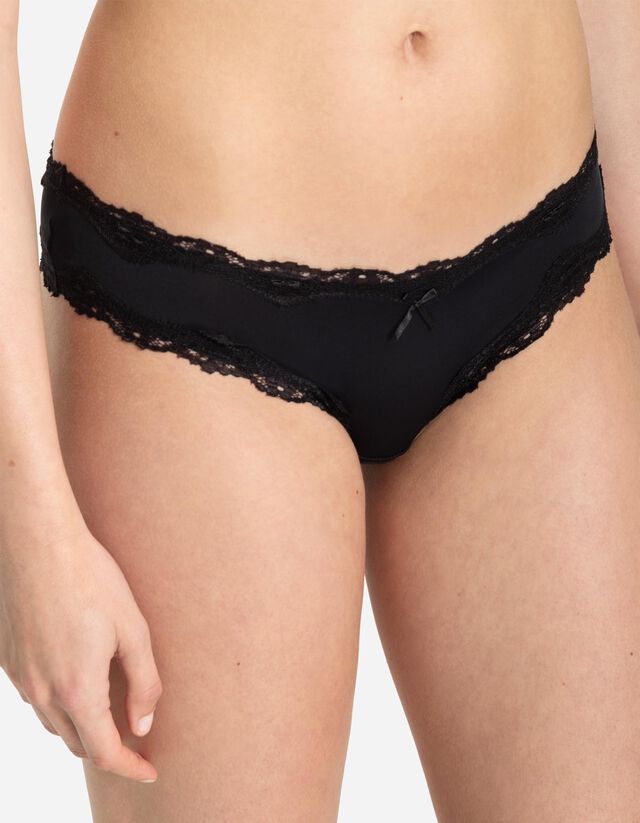 Brazil alsó - Csipkerátéttel