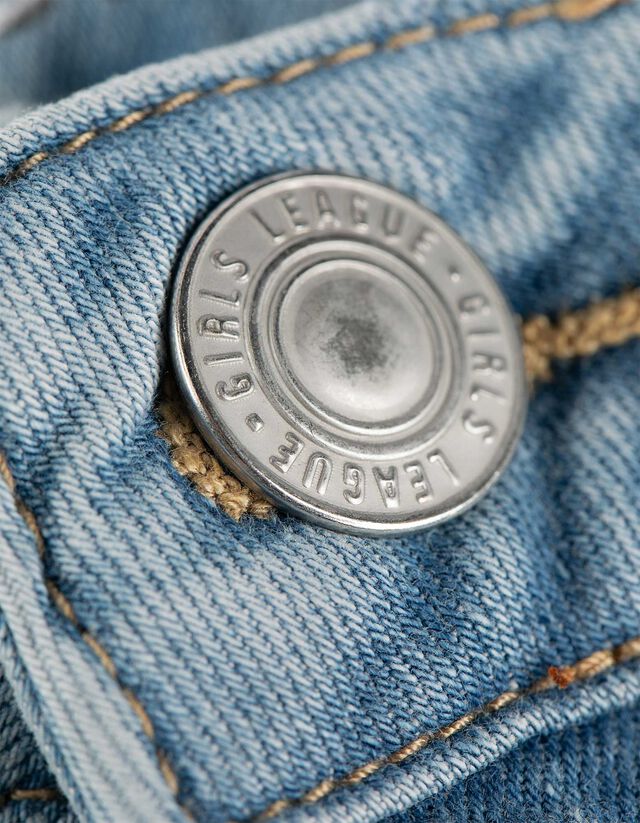 Farmernadrág - Enyhén bővülő fazon - vilagoskek