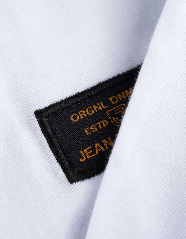 Póló - Feliratos címkével - feher