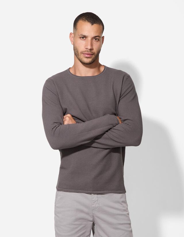 Pulóver - Kerek nyakkivágás - világos barna