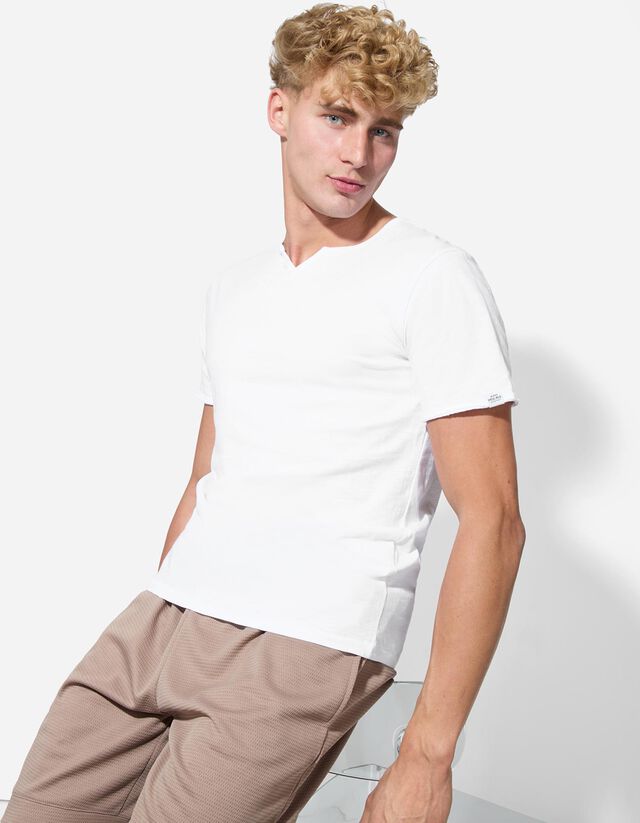 Póló - Póló nyakkivágása - sötétzöld