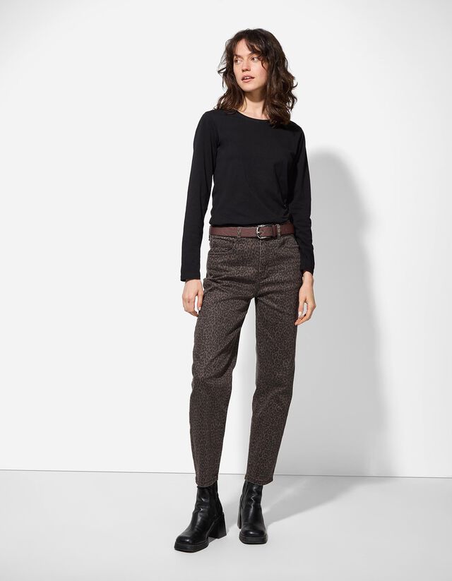 Öv - Bőrhatású - barna