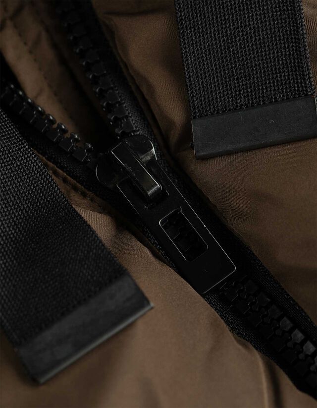 Steppelt dzseki - Lélegző szövet - sötétbarna