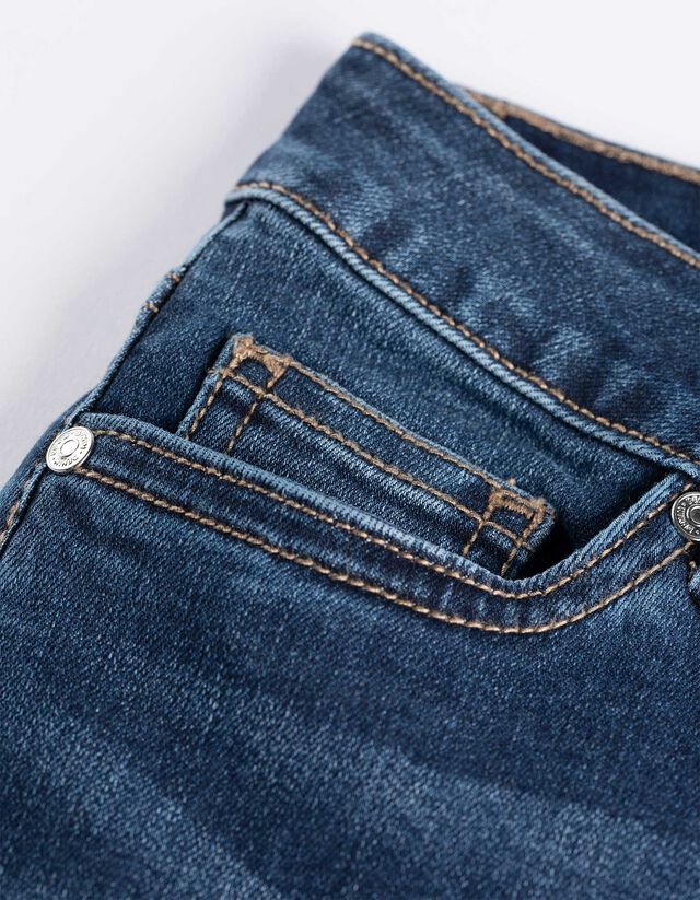 Farmernadrág - Enyhén bővülő fazon - sotetkek