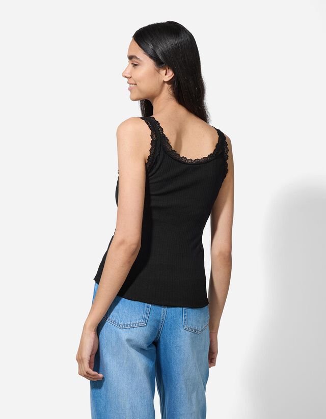 Ujjatlan felső - Csipkerátéttel - feher