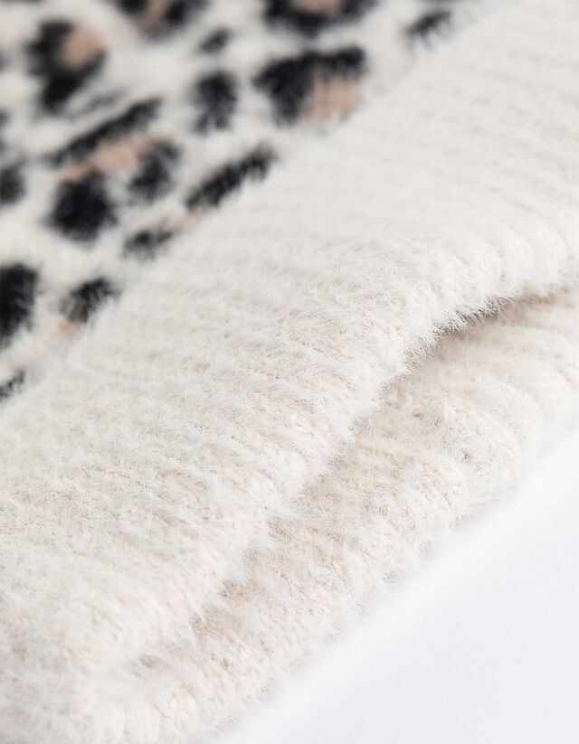 Sapka - Állatmintás - vilagos szurke