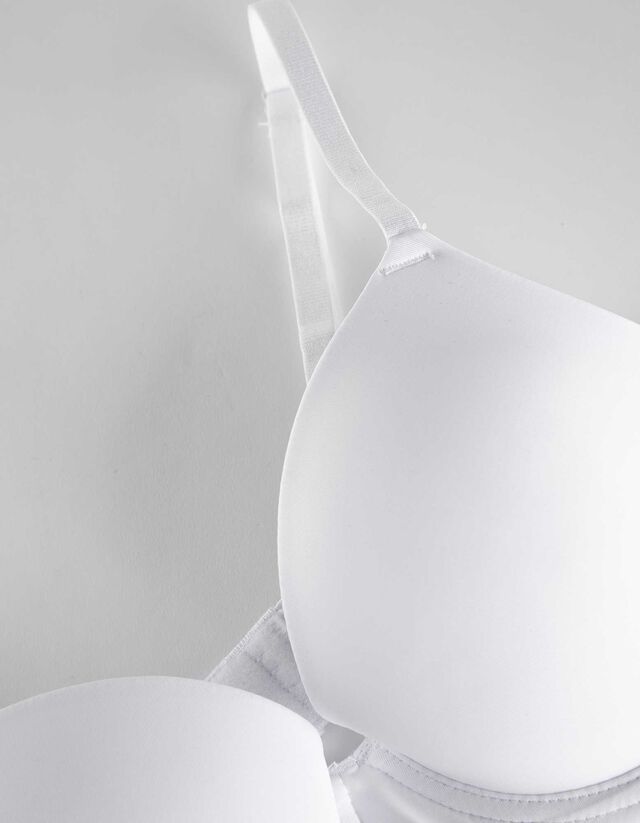 Sima felületű melltartó - merevítővel - feher