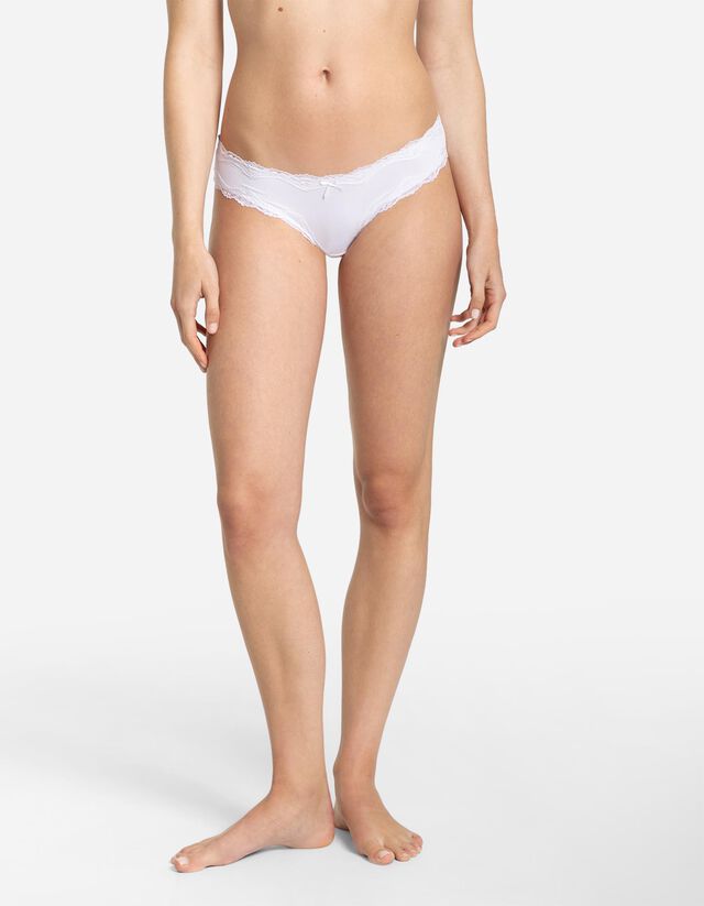 Brazil alsó - Csipkerátéttel