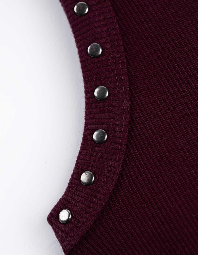 Ujjatlan felső - Szegecselt - piros