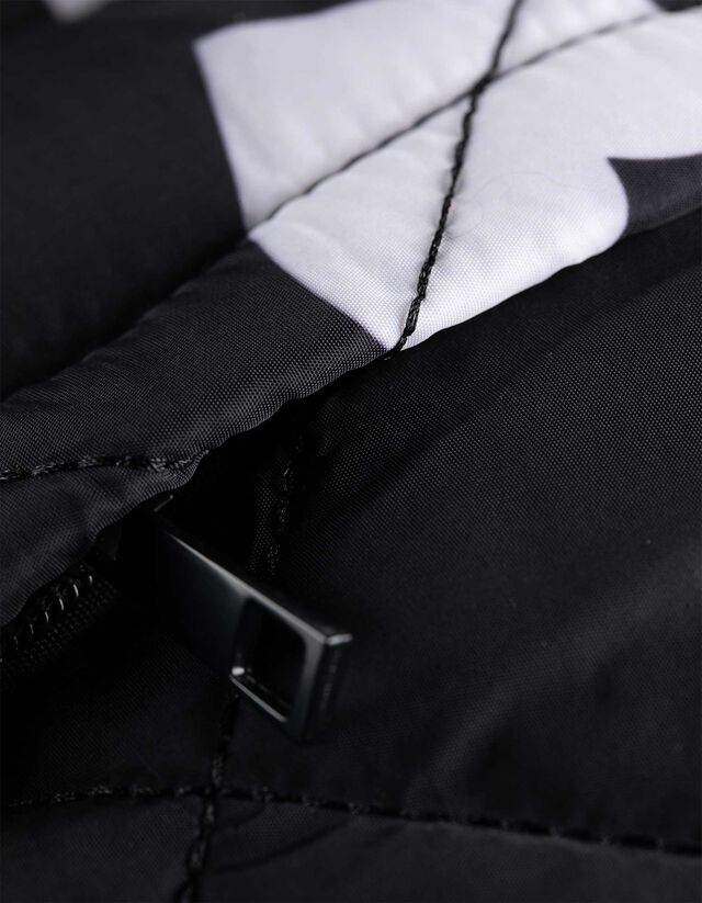 Hátizsák - Elszórt nyomott minta - fekete