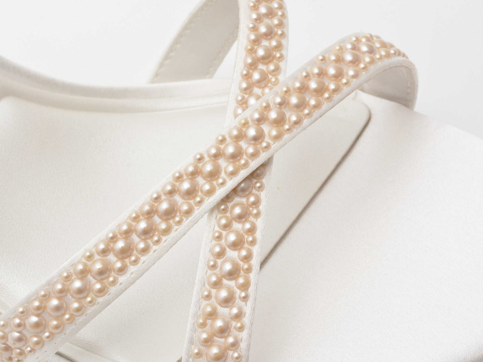 Sandale elegante ALDO albe, BOUCLETTIE 110, din material textil