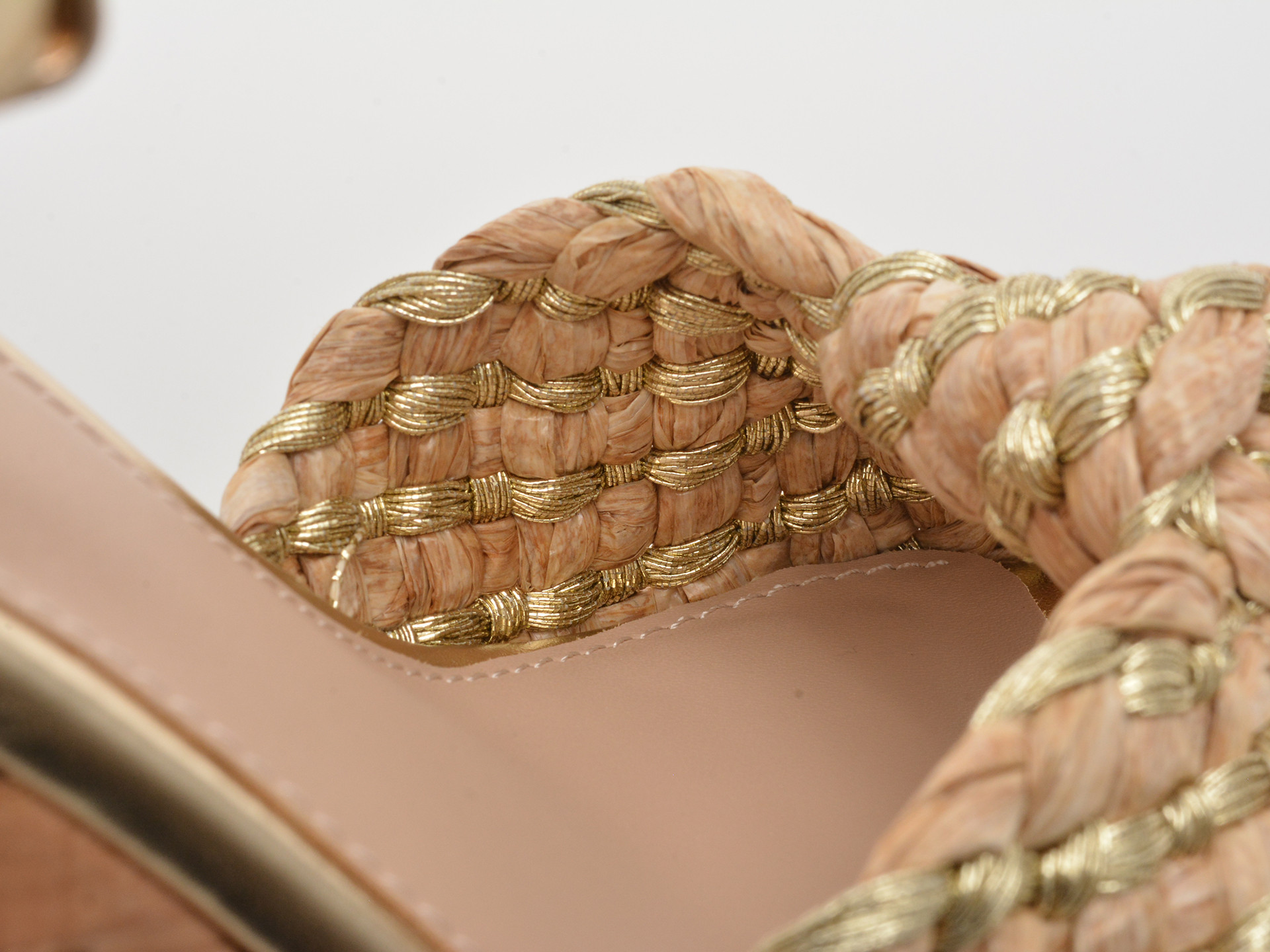 Sandale ALDO aurii, ULIALDAN 710, din material textil