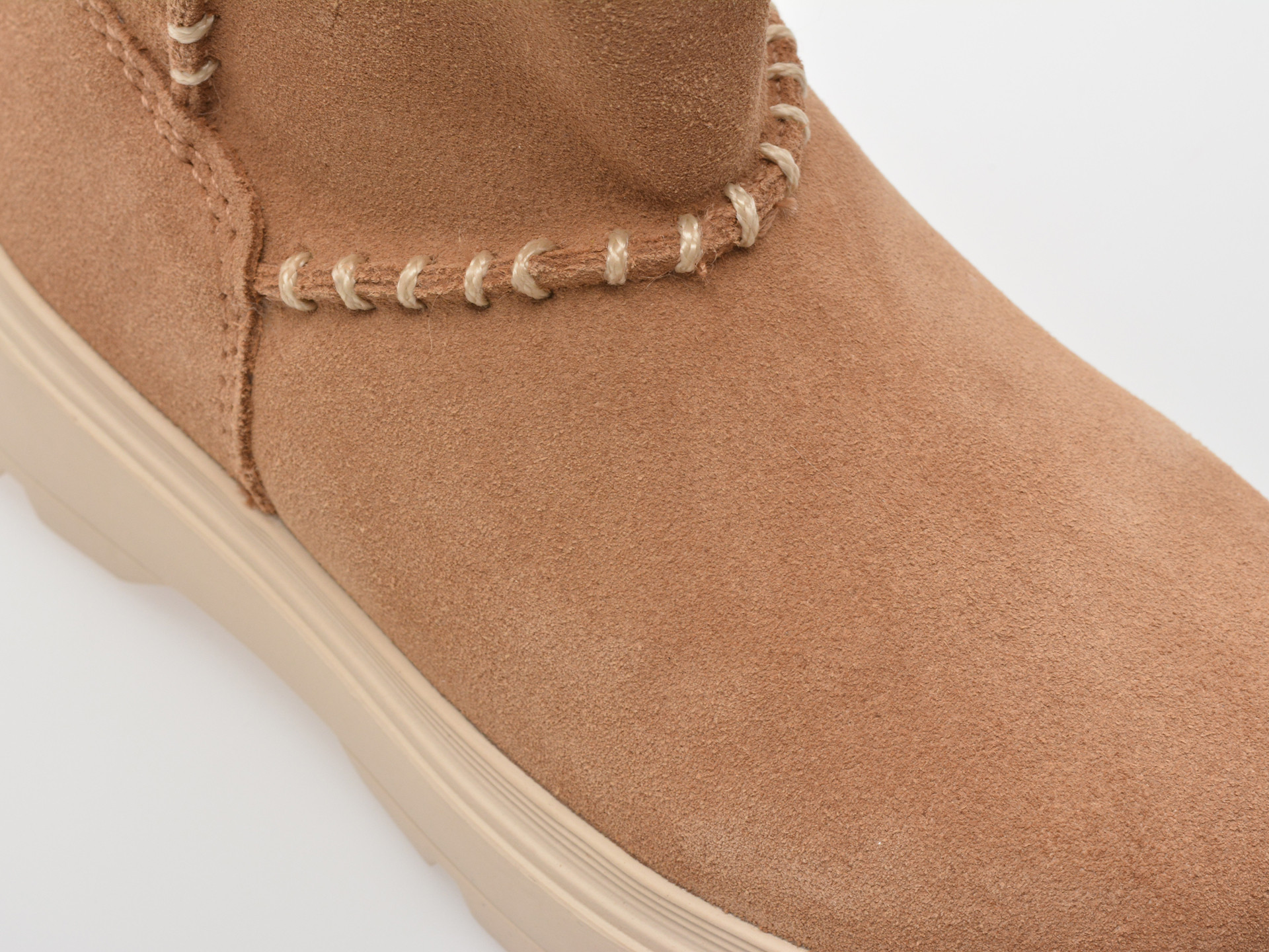 Ghete GEOX maro, B565YA, din piele intoarsa