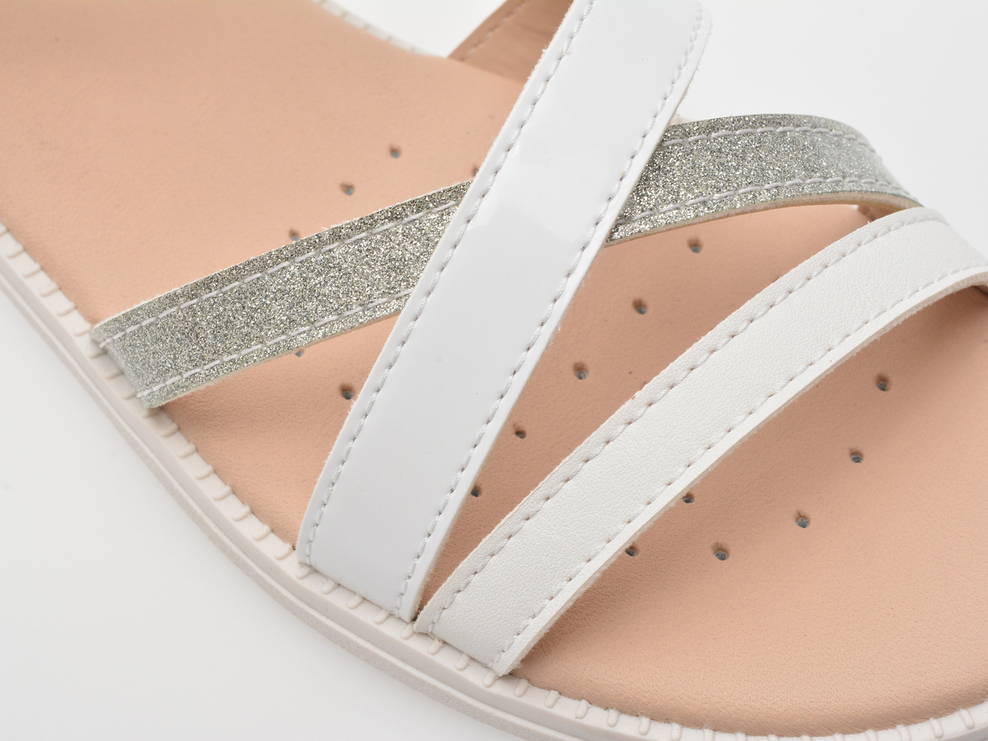 Sandale GEOX albe, J5235D, din piele ecologica