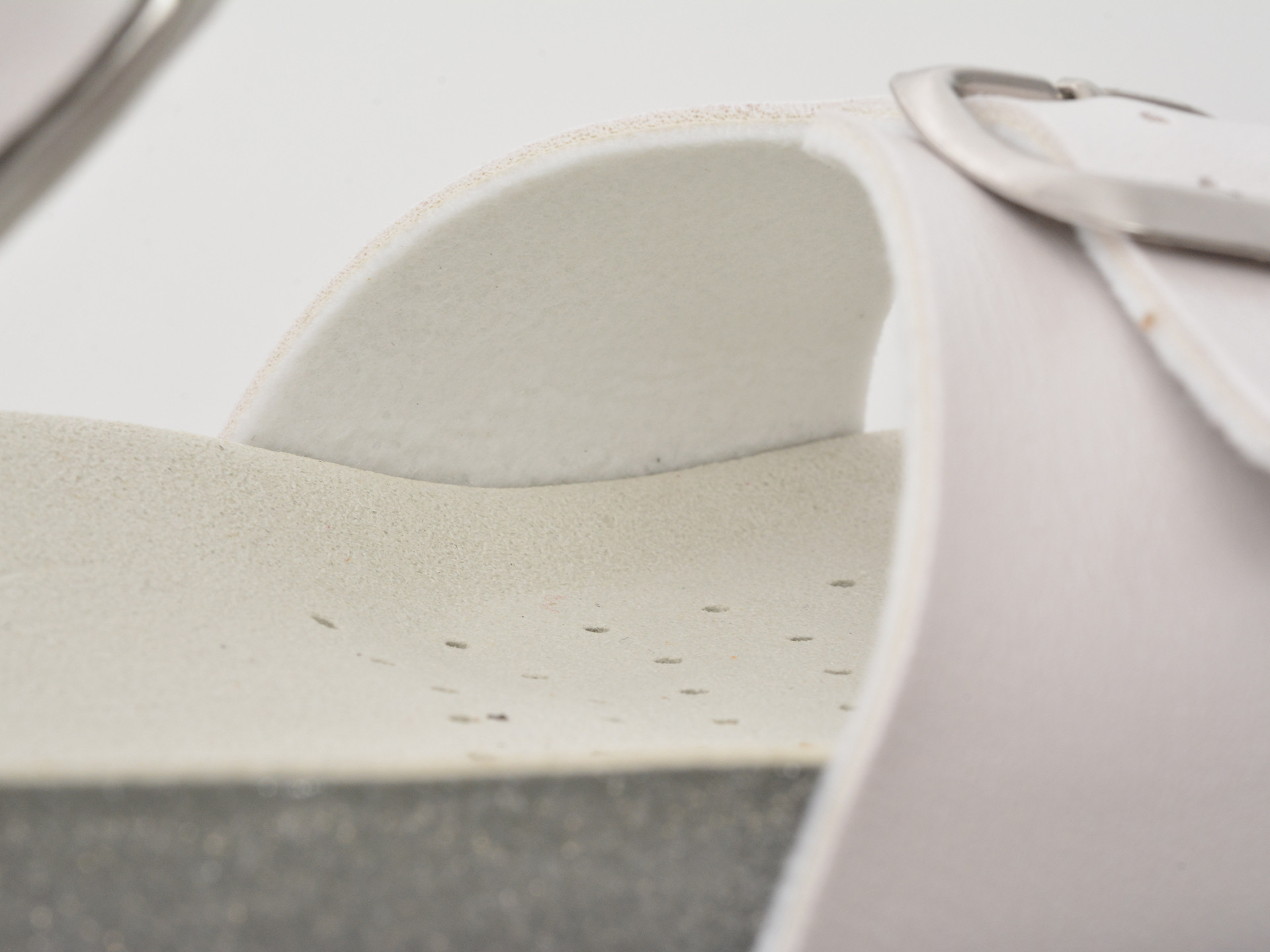 Sandale GEOX albe, J558MI, din piele ecologica