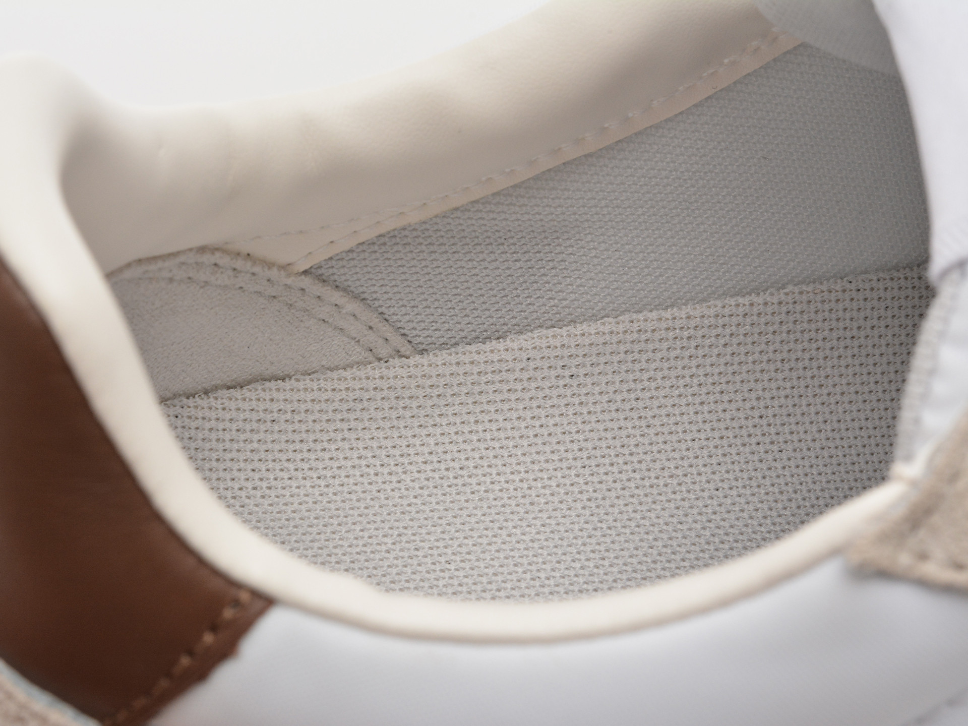 Pantofi sport BOSS albi, 8723, din material textil