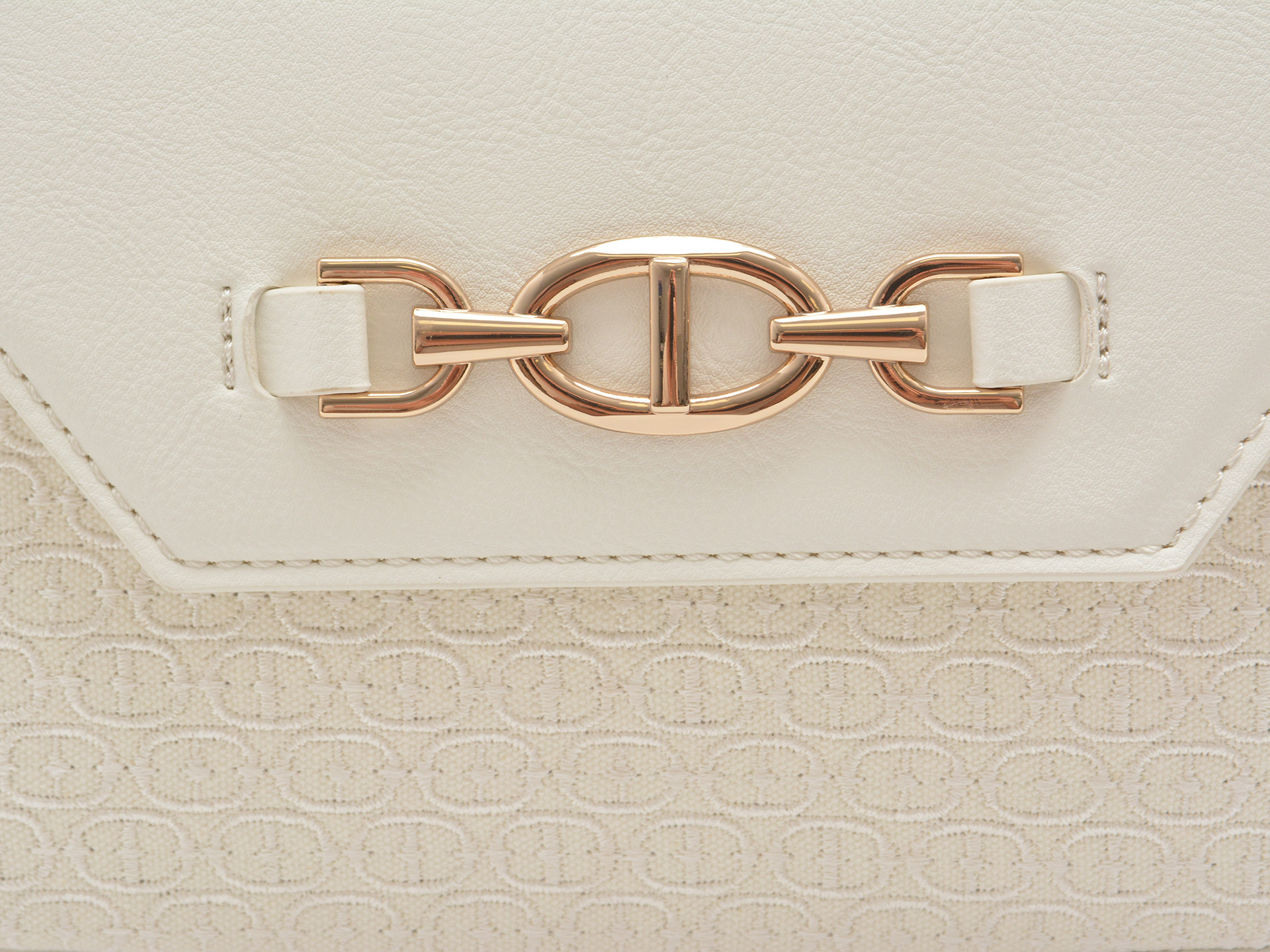 Geanta ALDO alba, RHIANON 108, din material textil