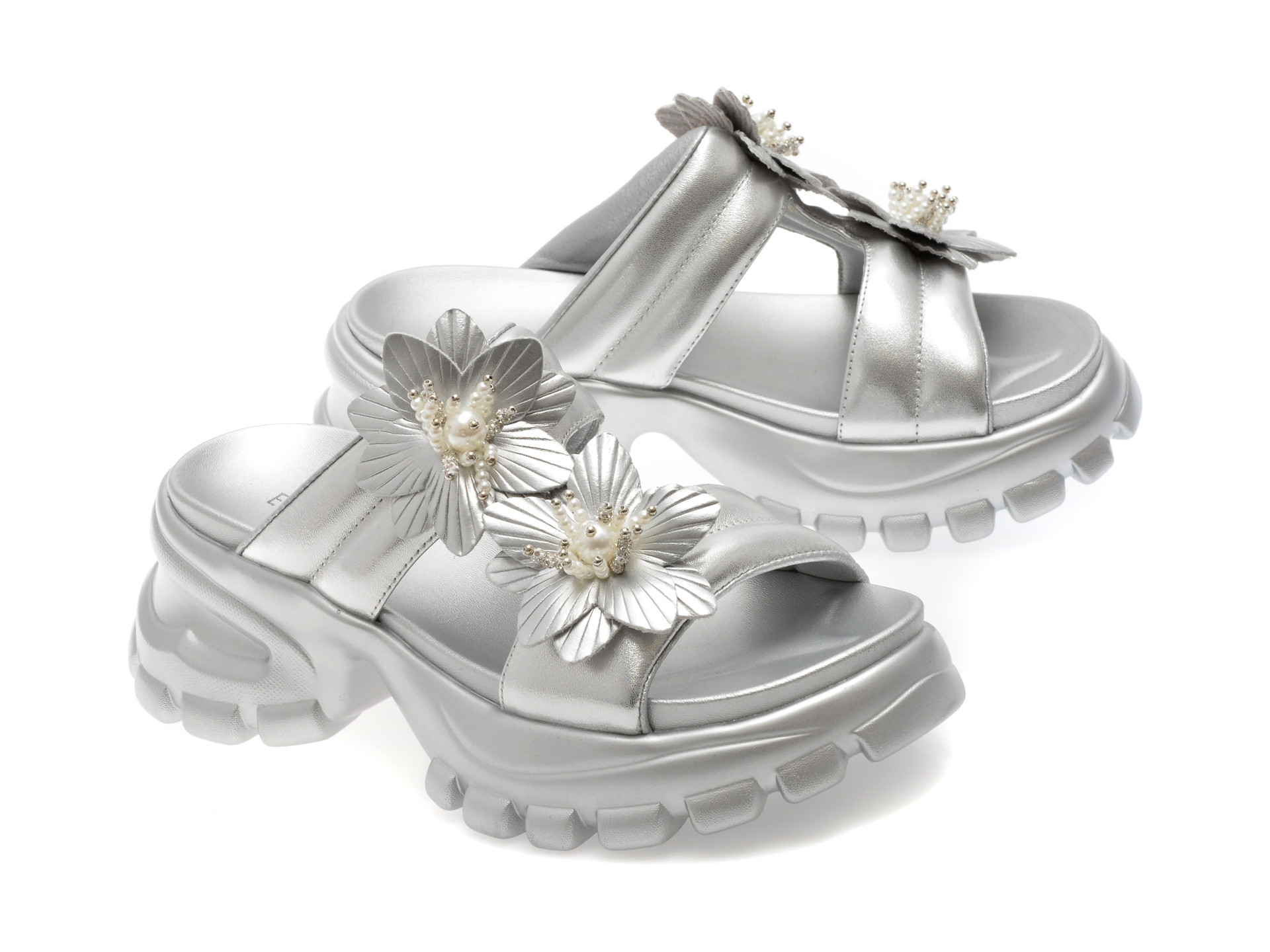 Papuci EPICA argintii, 241009, din piele naturala