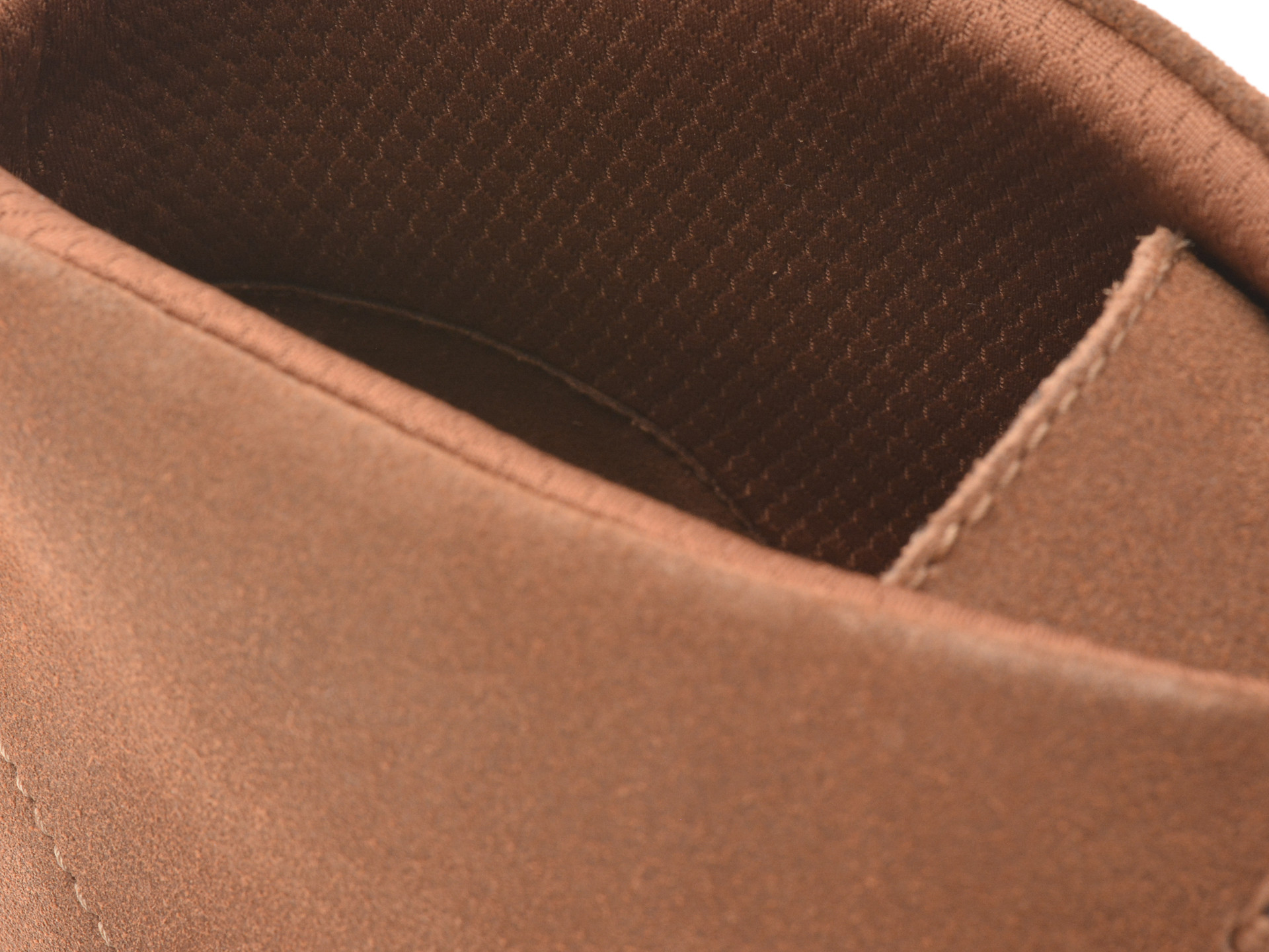 Ghete CLARKS maro, RELAX LITE MOC, din piele intoarsa