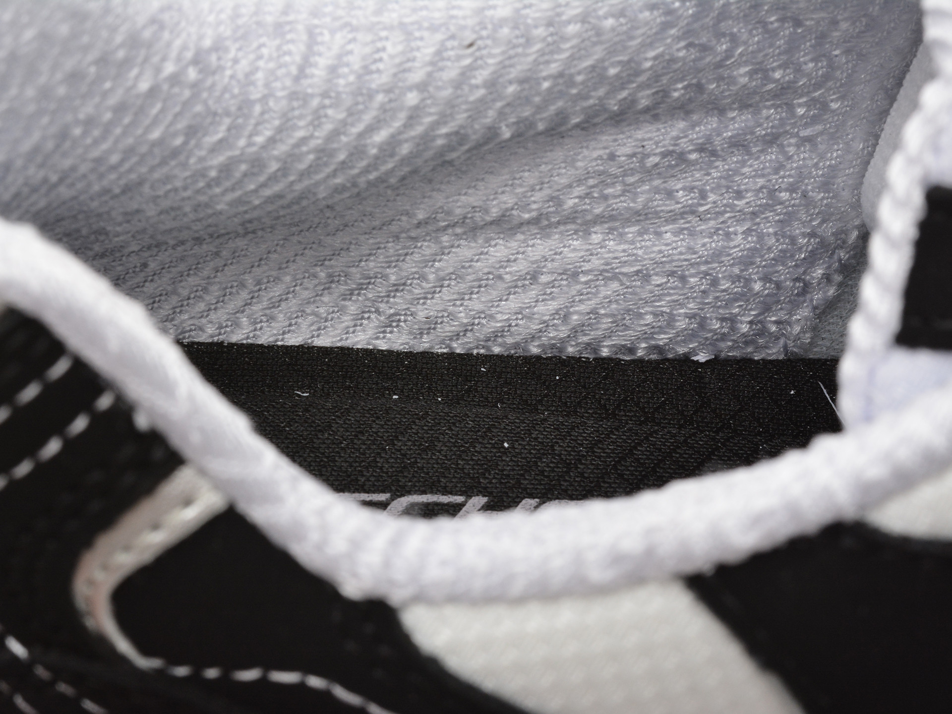 Pantofi sport SKECHERS alb-negru, D LITES , din material textil