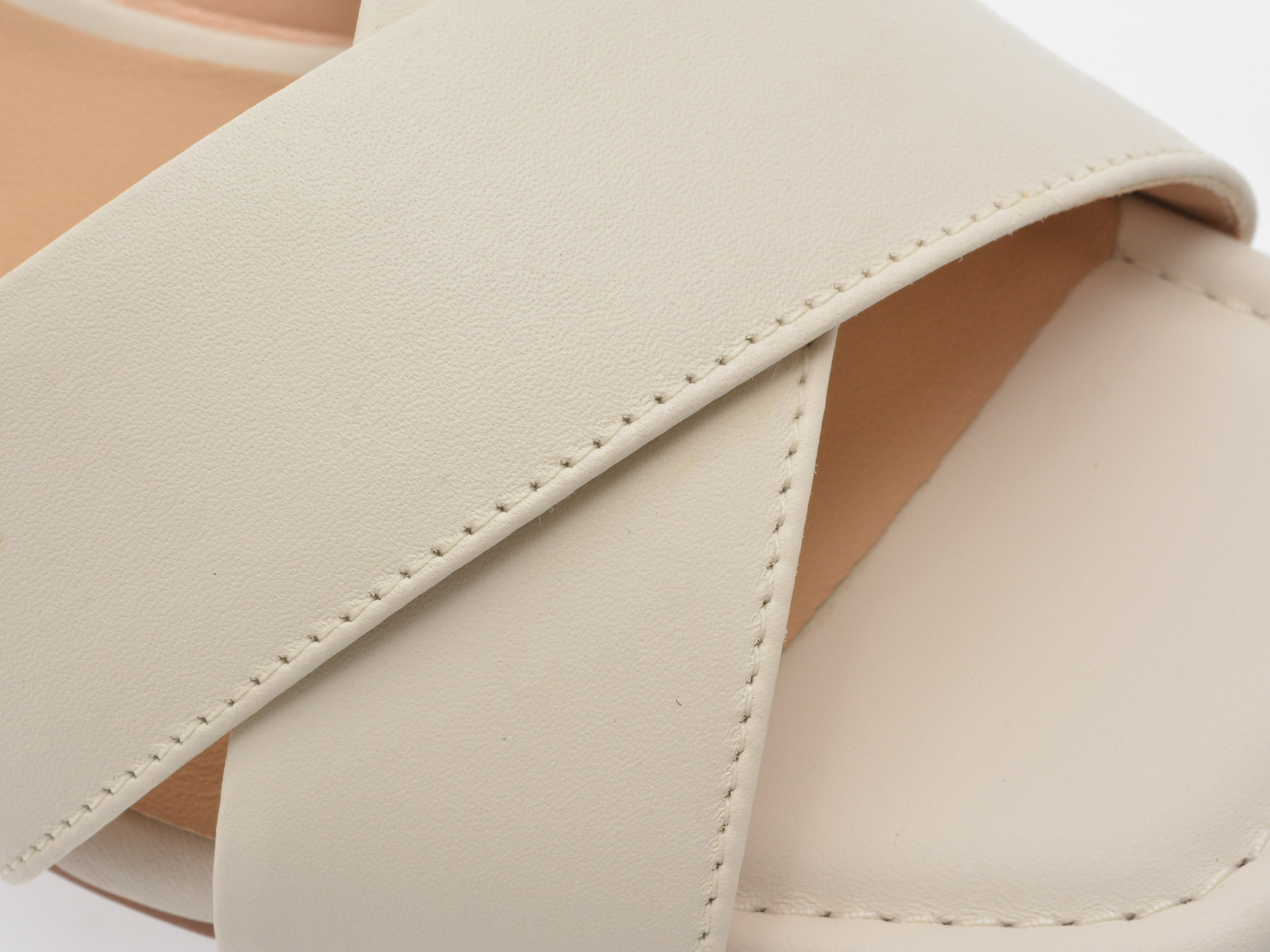 Sandale CLARKS bej, SERINA 35 CROSS, din piele naturala