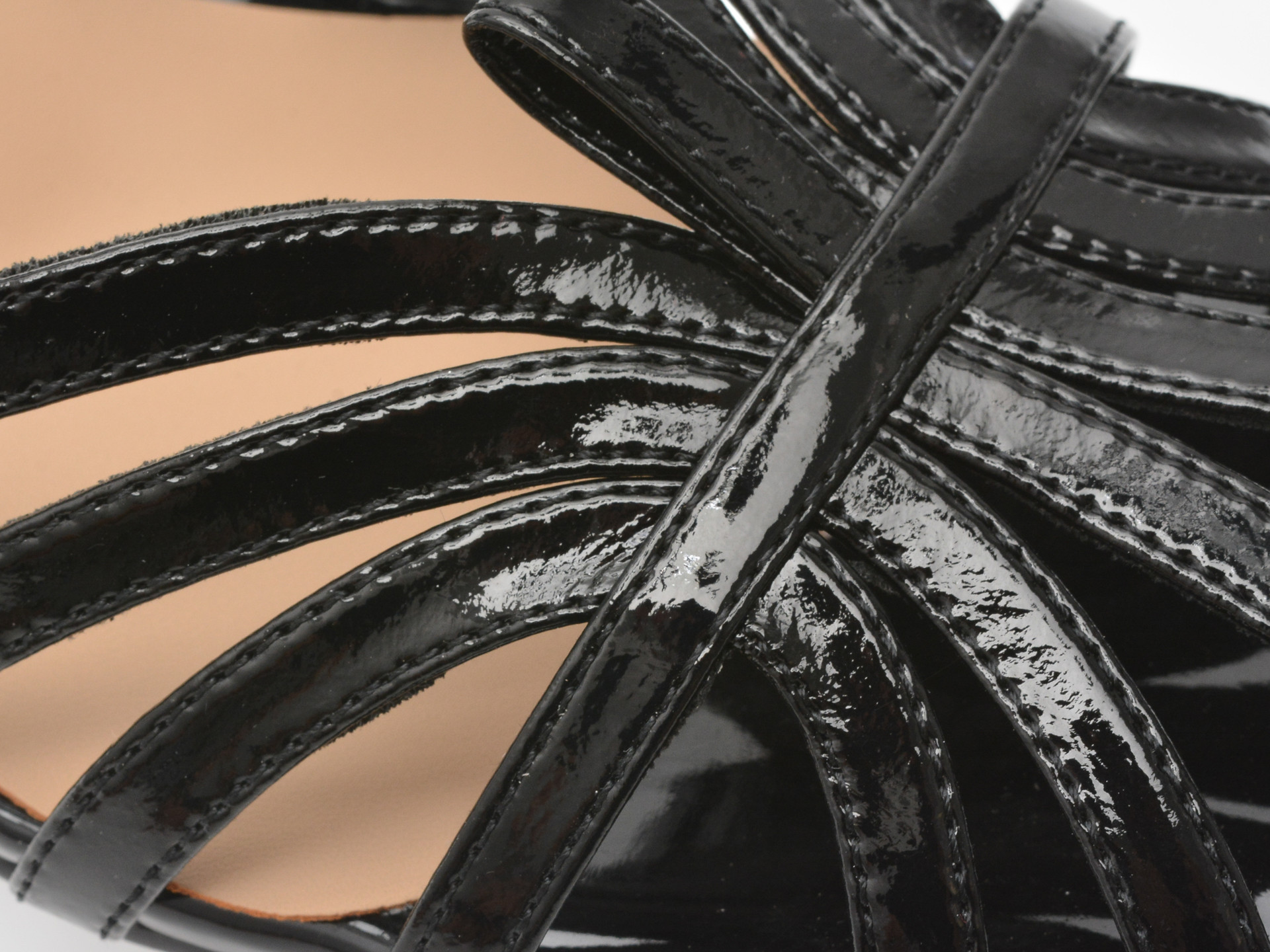 Pantofi epica negri 1295d19 din piele naturala lacuita