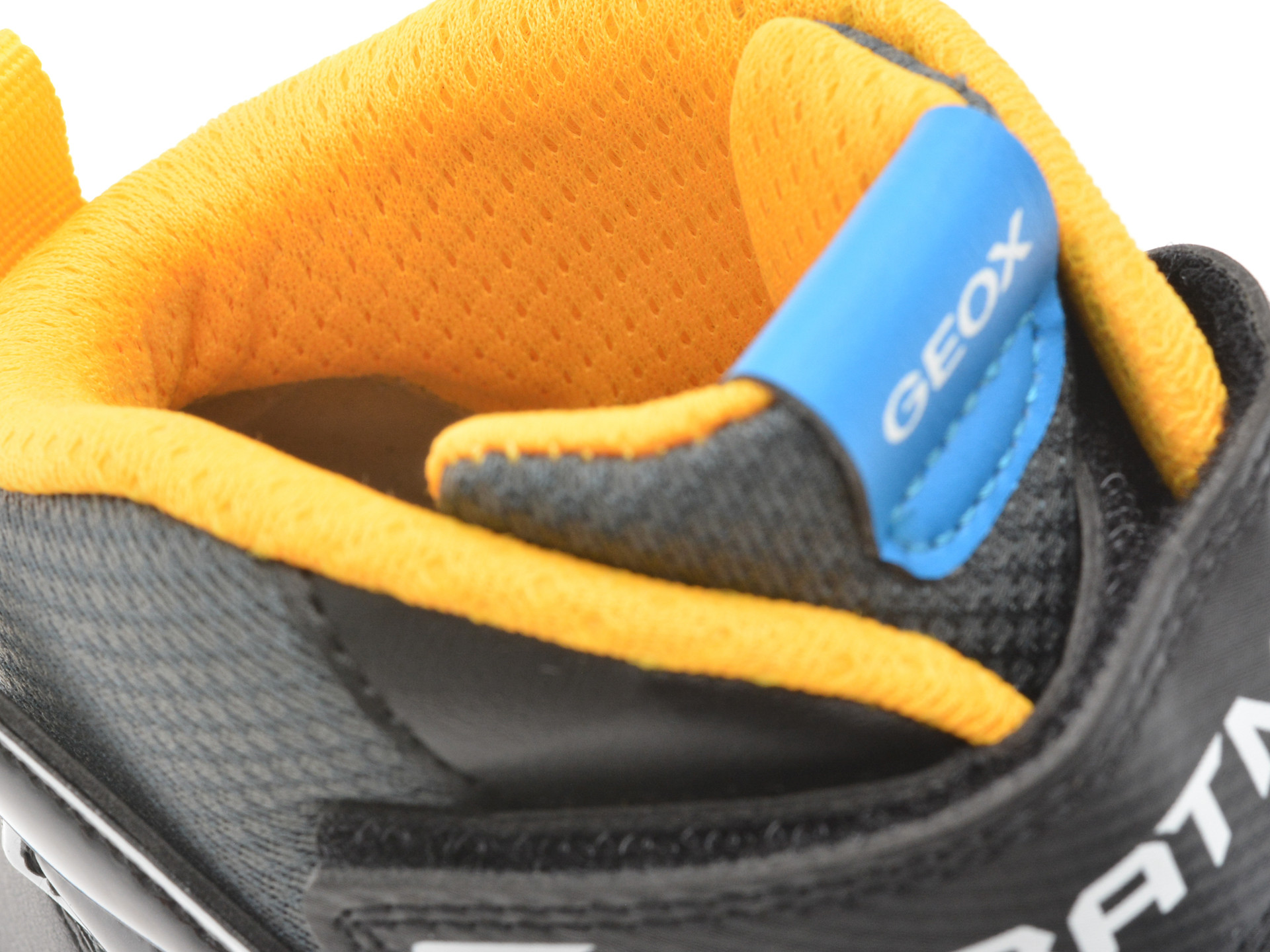 Ghete GEOX negre, J56LBE, din material textil