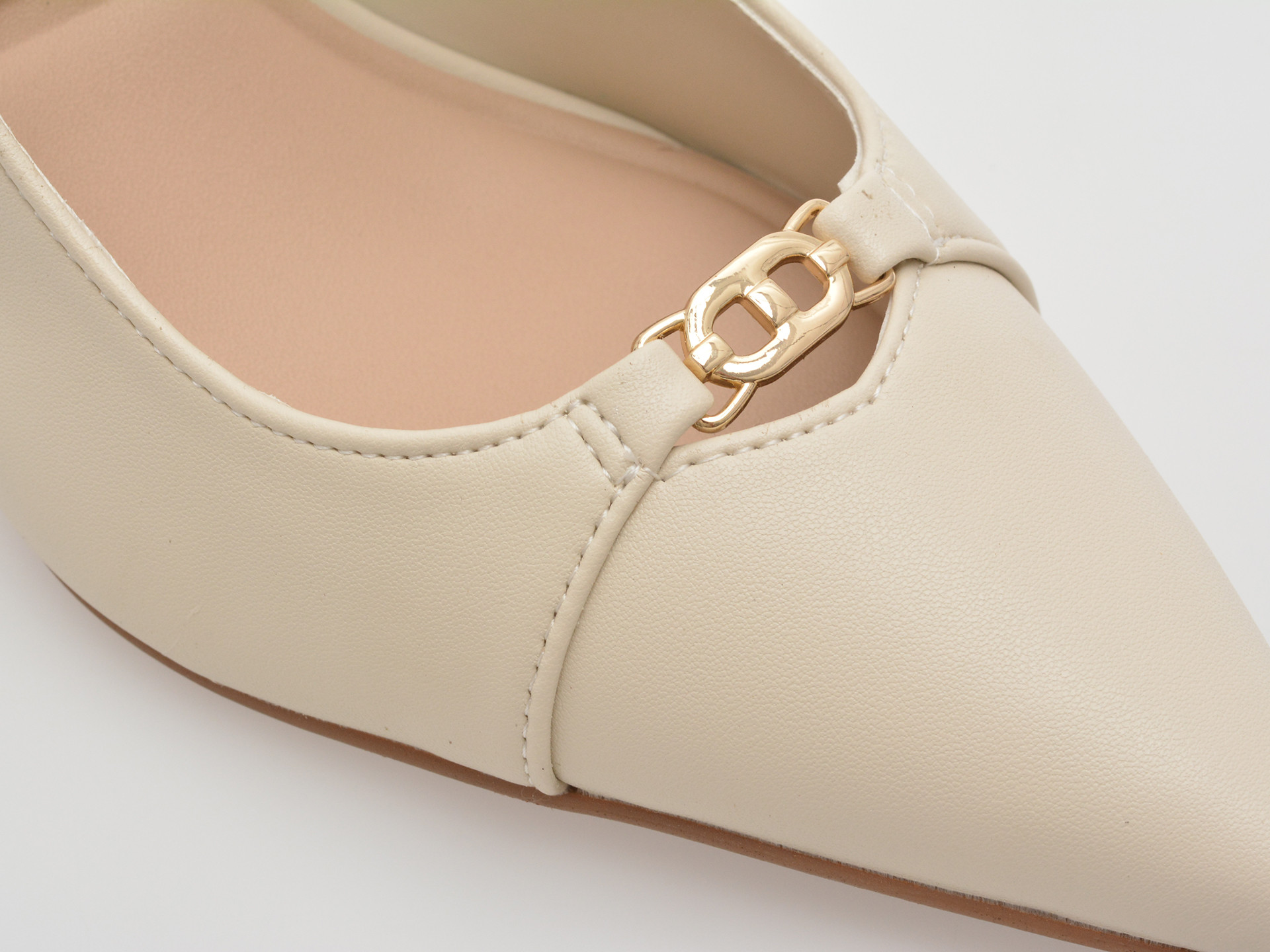 Pantofi eleganti ALDO albi, AUGUSTAS 110, din piele ecologica