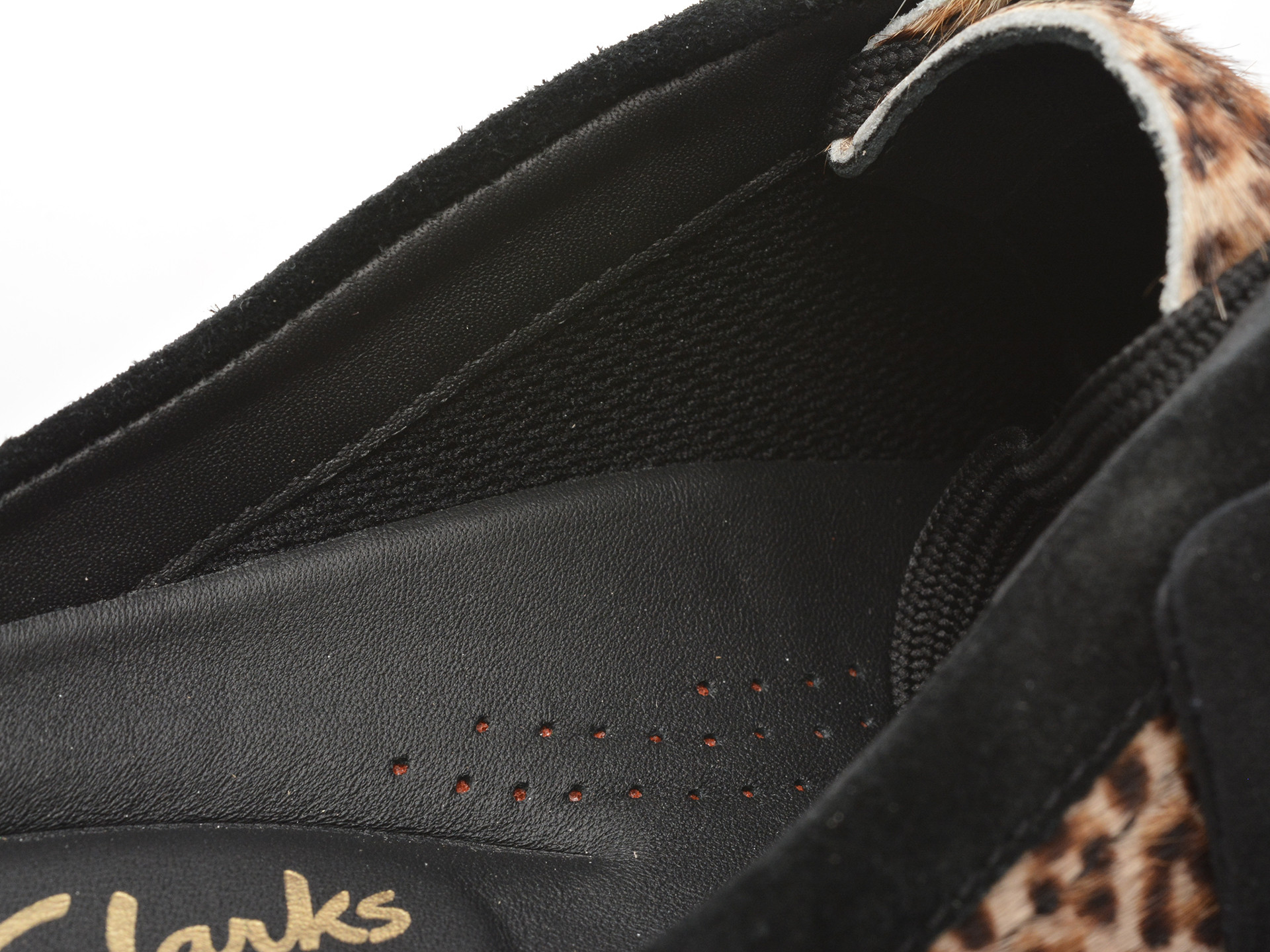 Papuci CLARKS maro, TORHILL MULE, din piele intoarsa