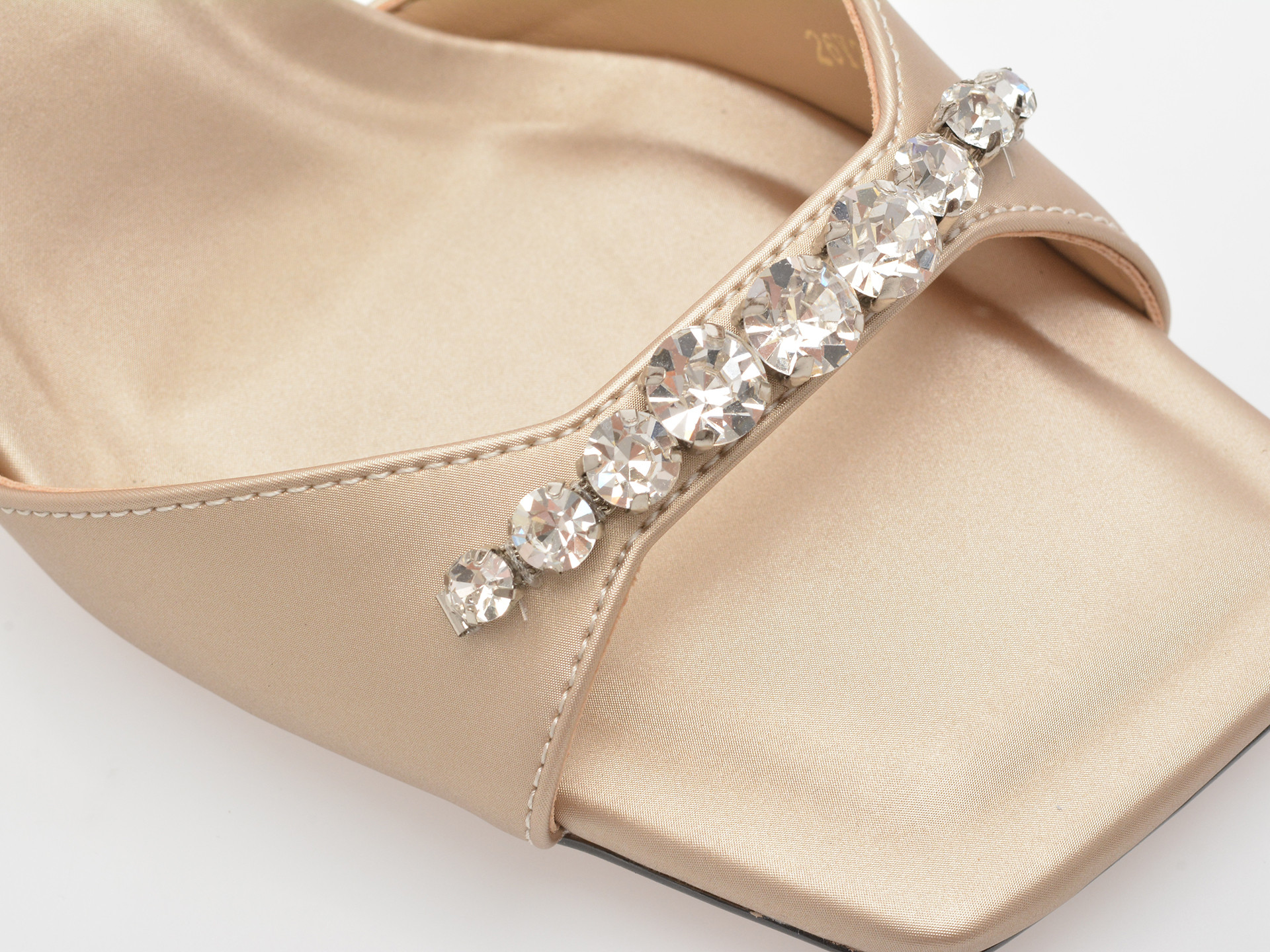 Papuci EPICA aurii, 2368, din material textil