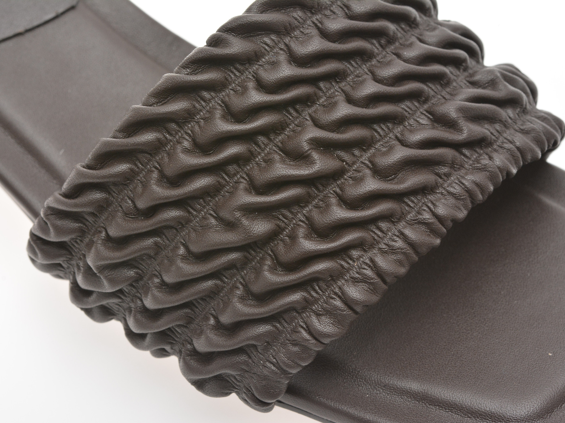 Papuci EPICA maro, 2750, din piele ecologica