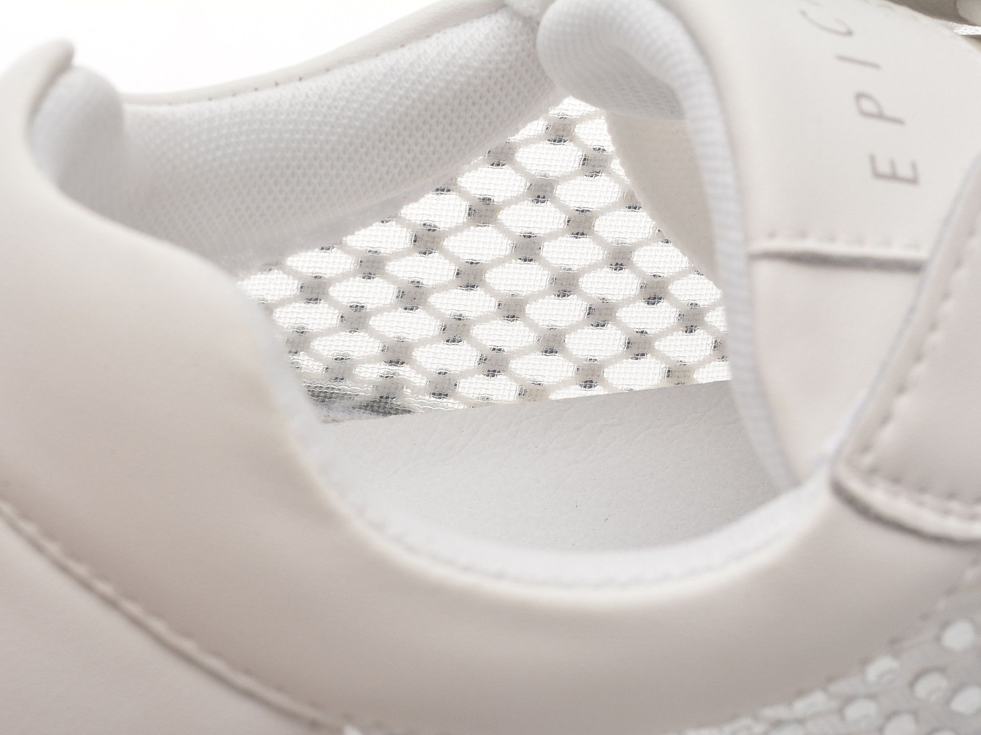 Pantofi sport EPICA albi, QS639, din material textil