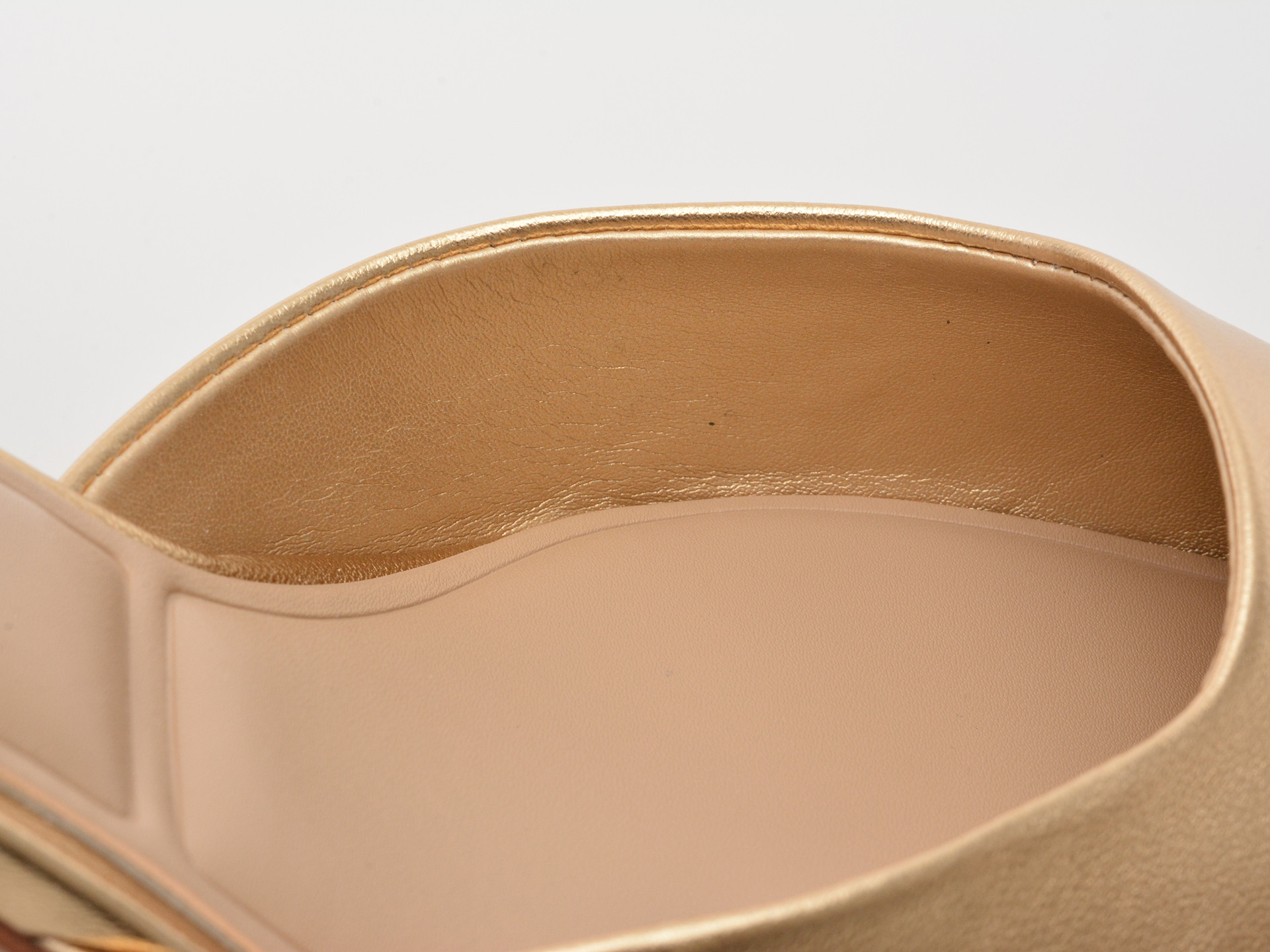 Pantofi eleganti ALDO aurii, GAVEDESSI 715, din piele ecologica