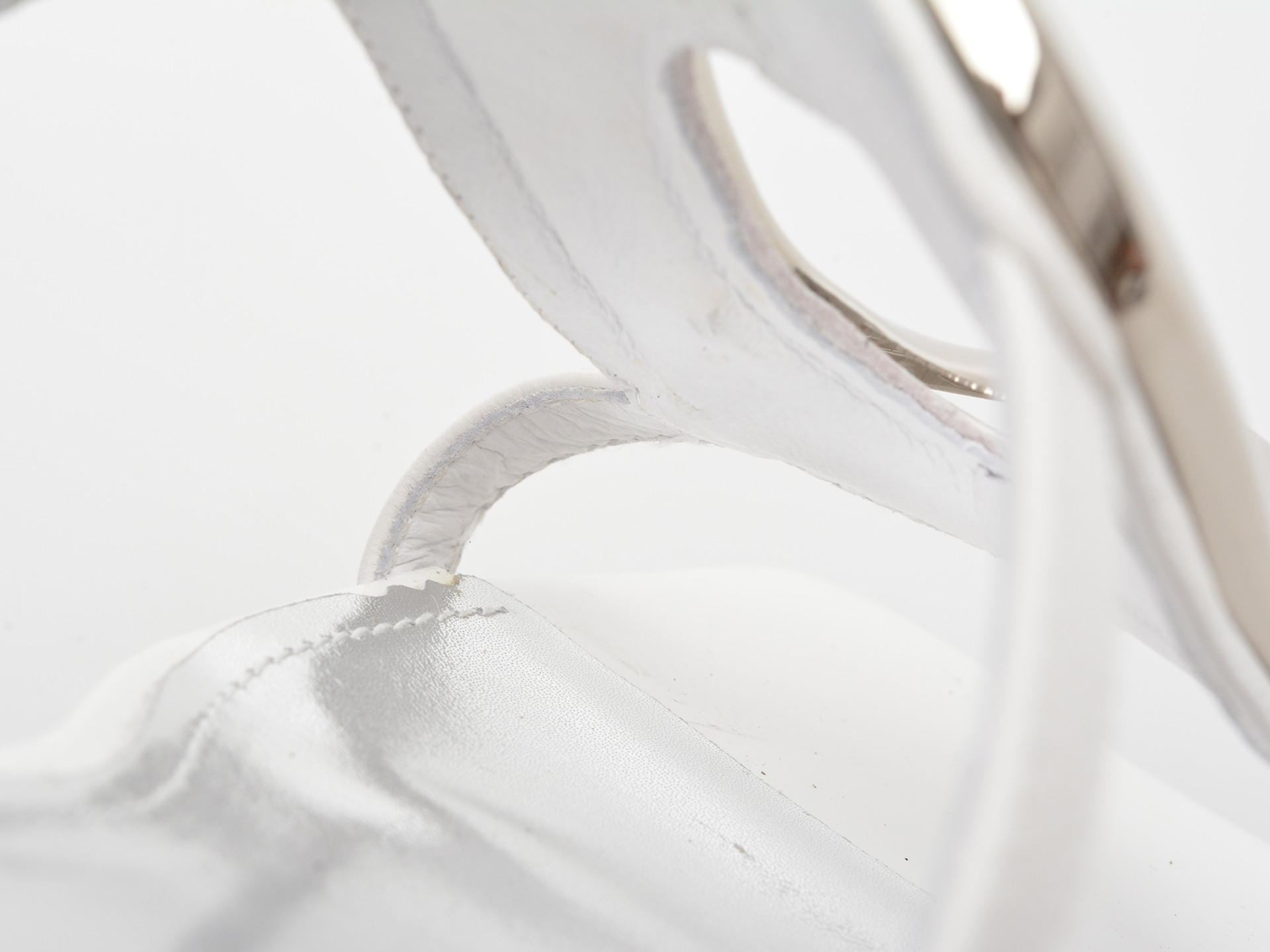 Papuci EPICA albi, LD976, din piele naturala