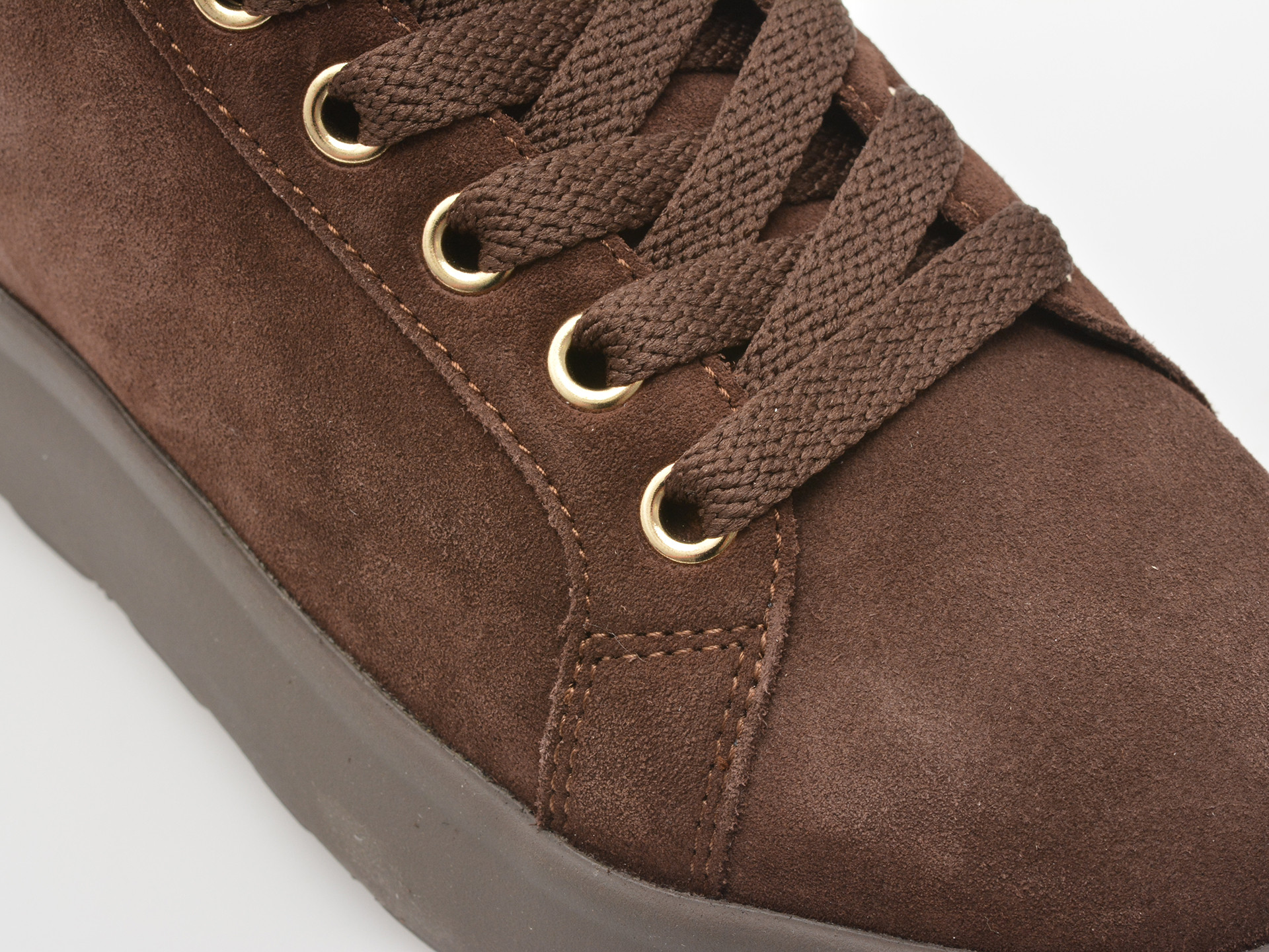 Ghete GEOX maro, D36TCD, din piele intoarsa