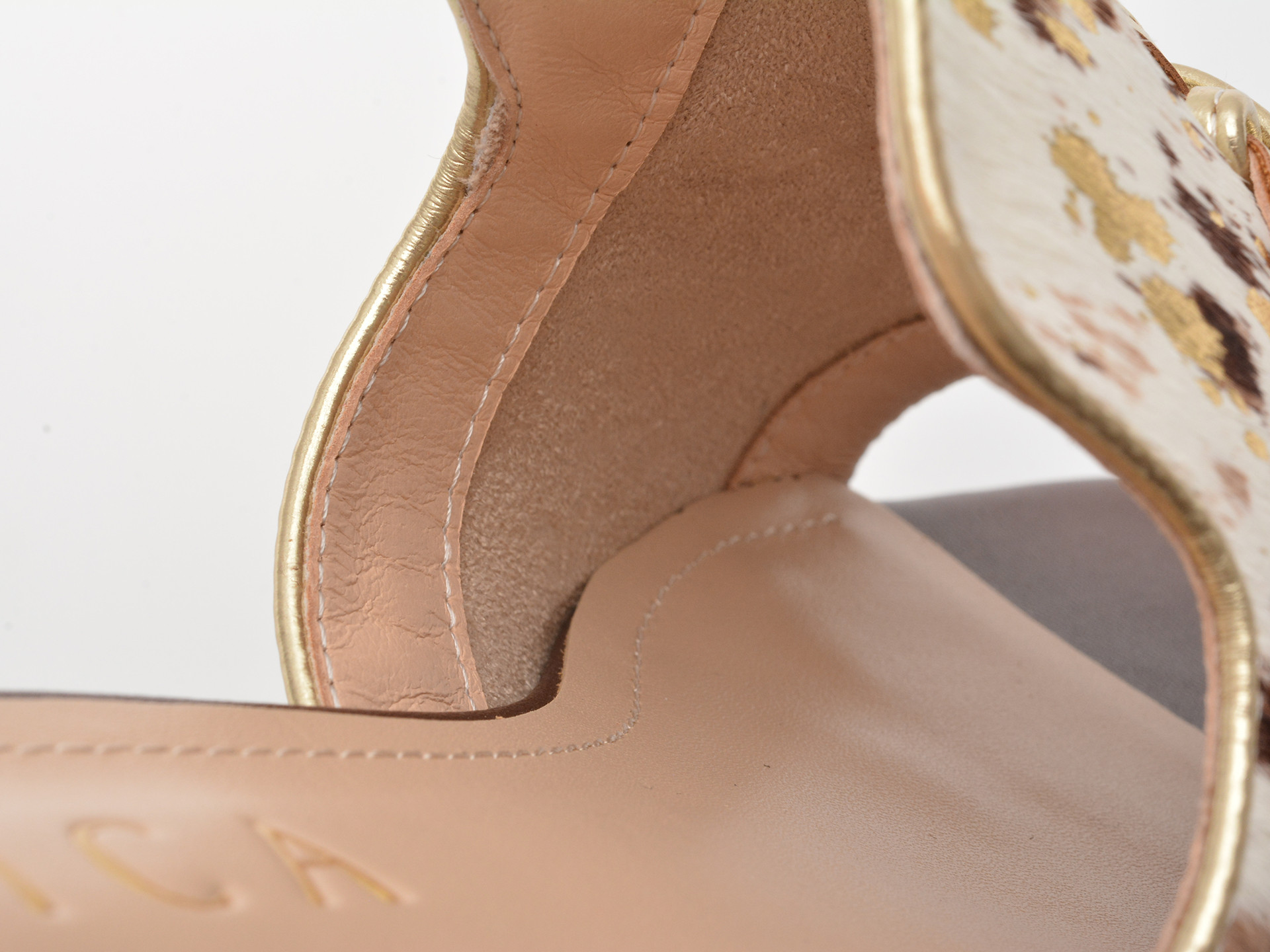 Papuci EPICA albi, 32523, din piele naturala