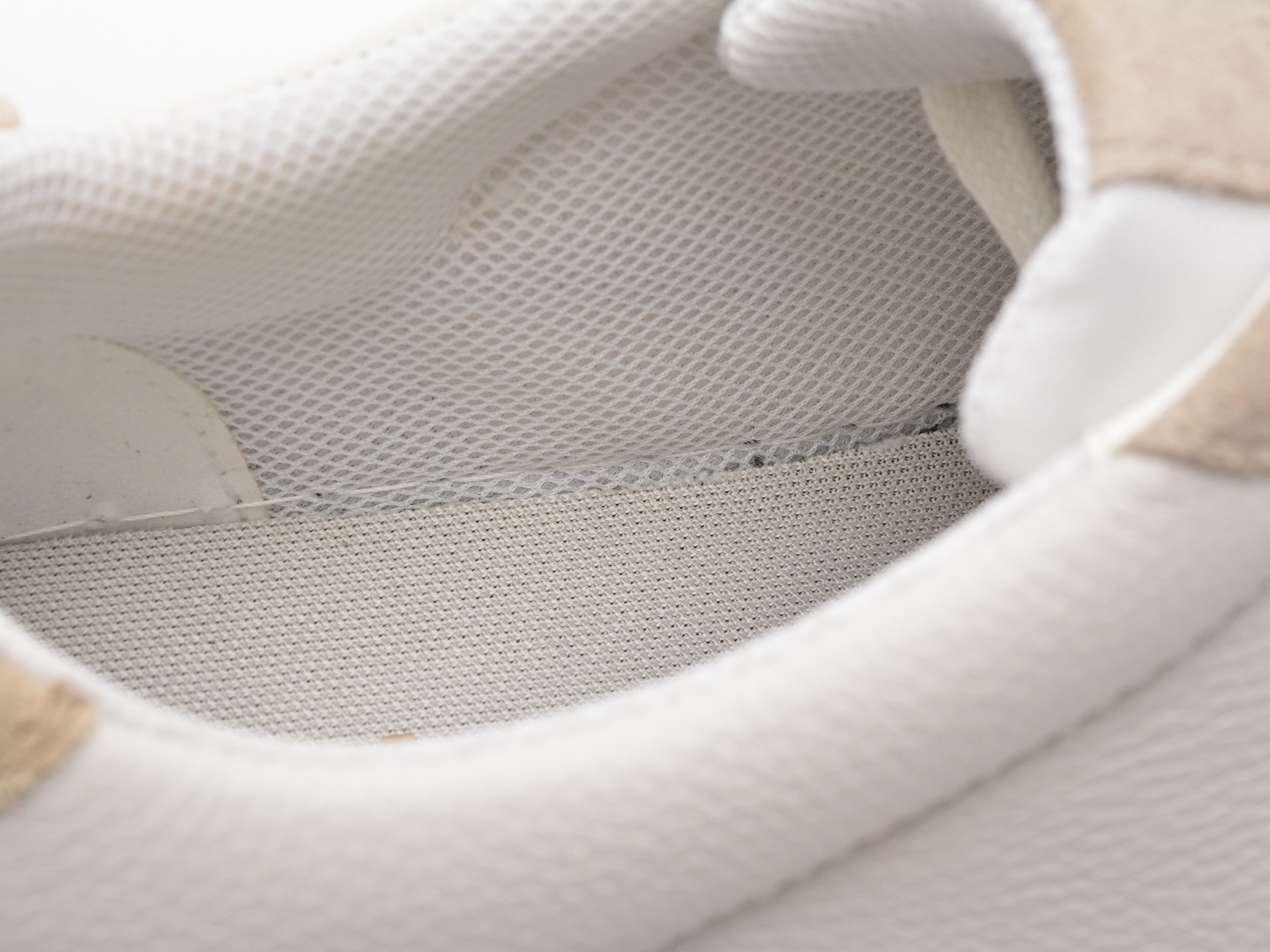 Pantofi sport GEOX albi, U465WA, din piele naturala