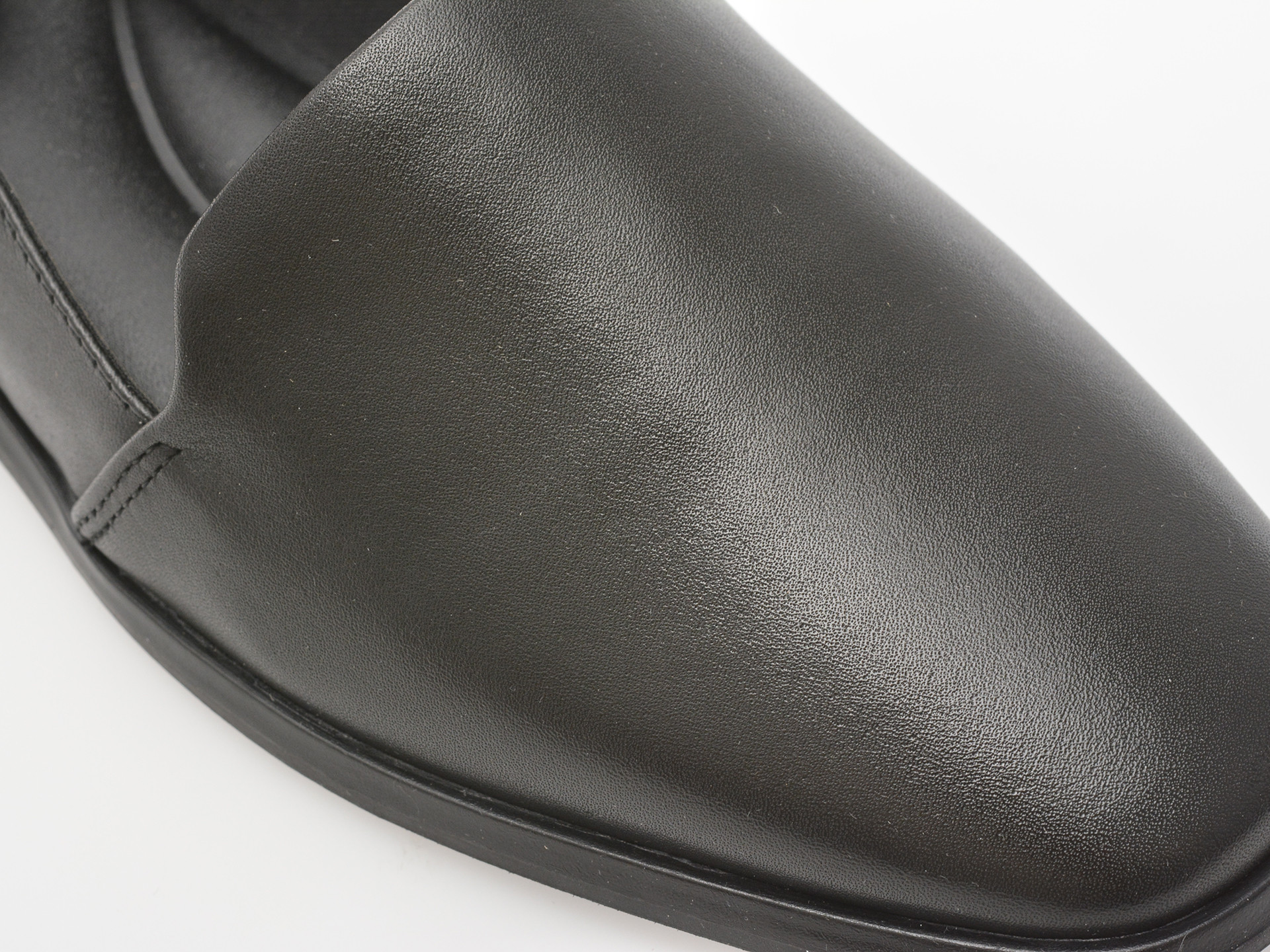 Pantofi ALDO negri, CARAELIA 001, din piele naturala