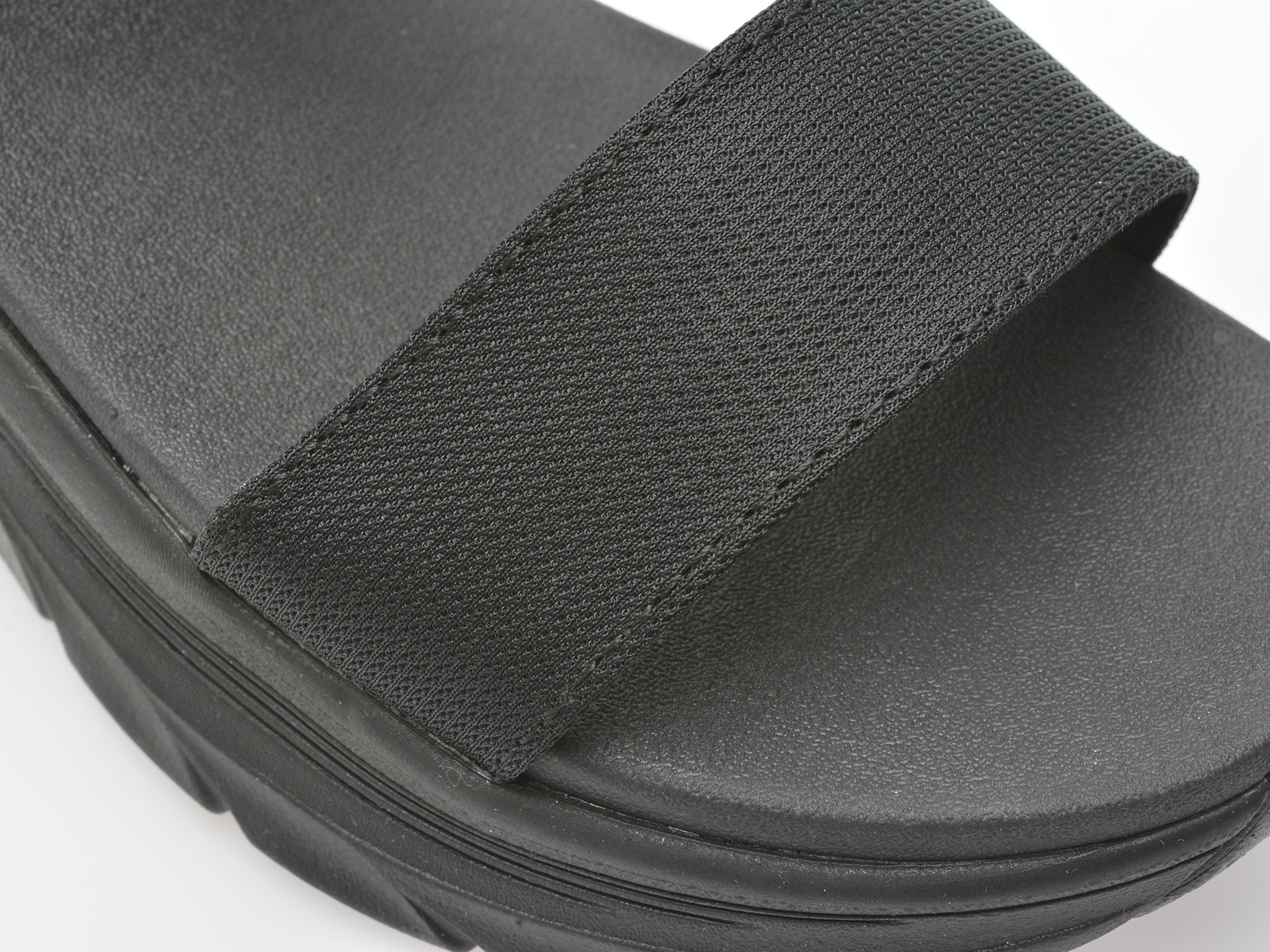Sandale SKECHERS negre, D LUX WALKER, din material textil