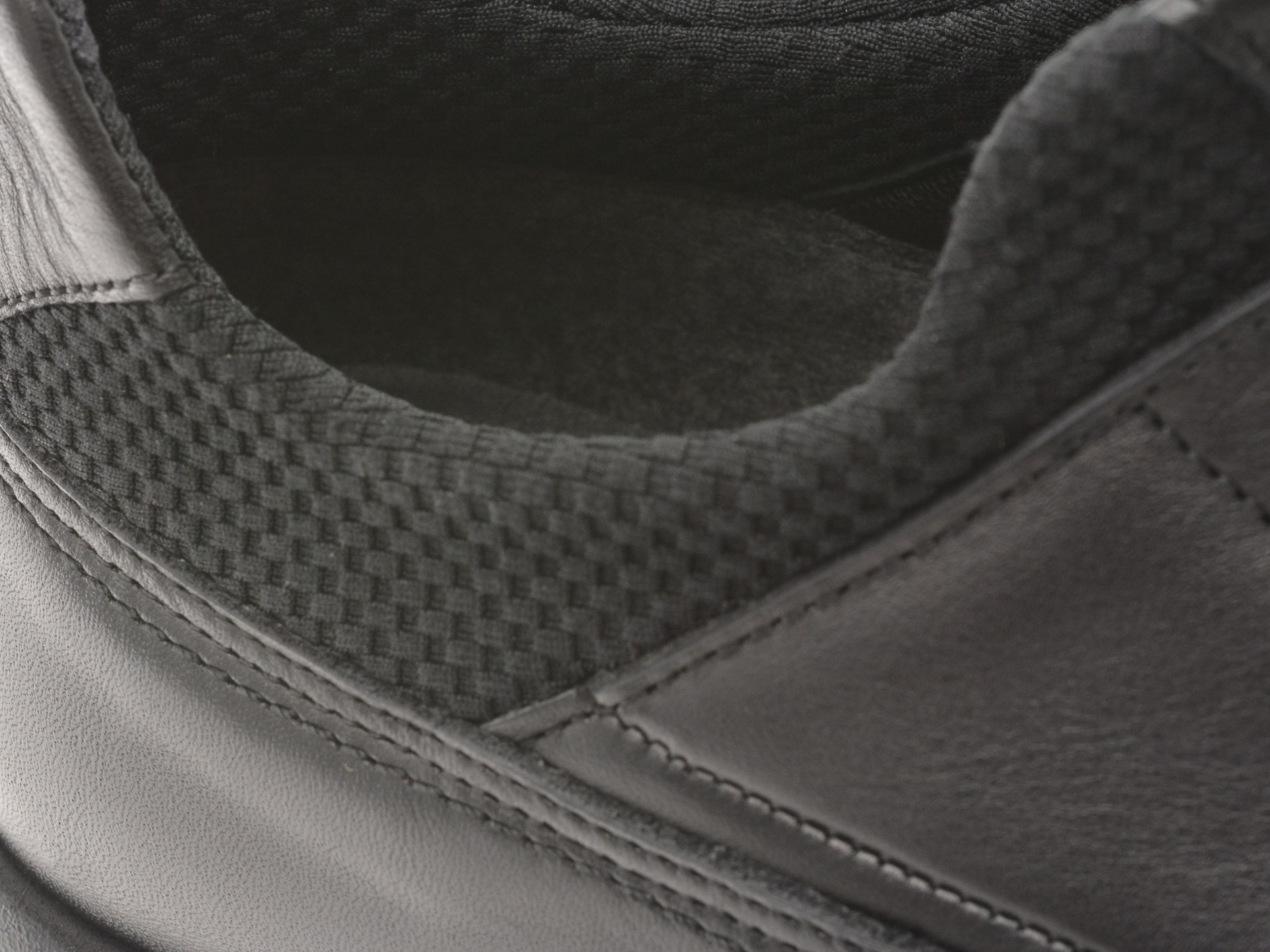 Ghete OTTER negre, E372, din piele naturala