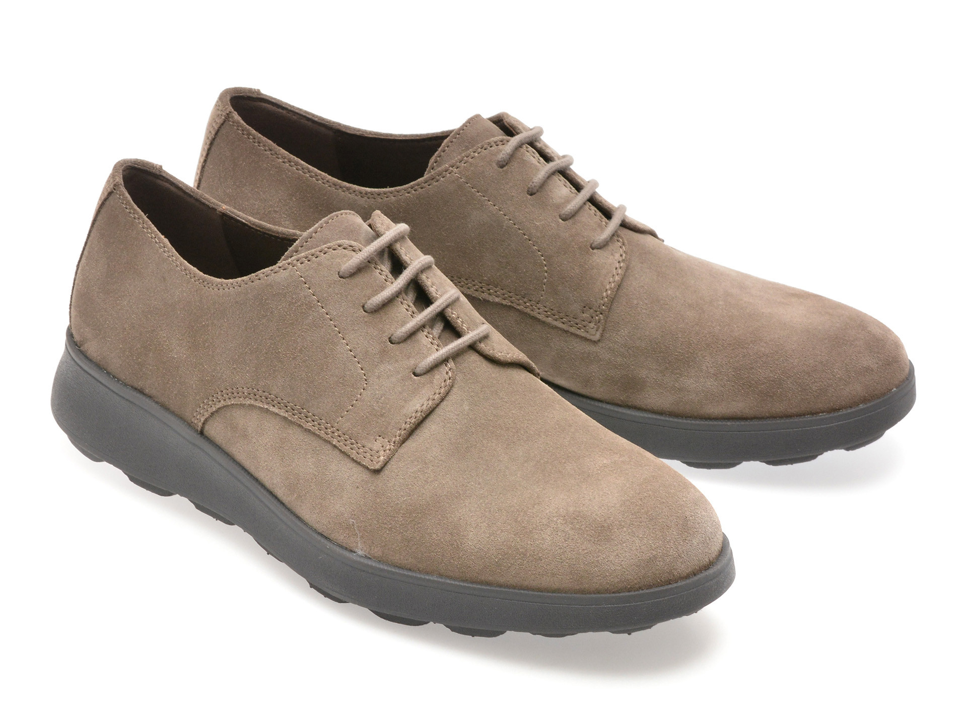 Pantofi GEOX gri, U45GHA, din piele intoarsa