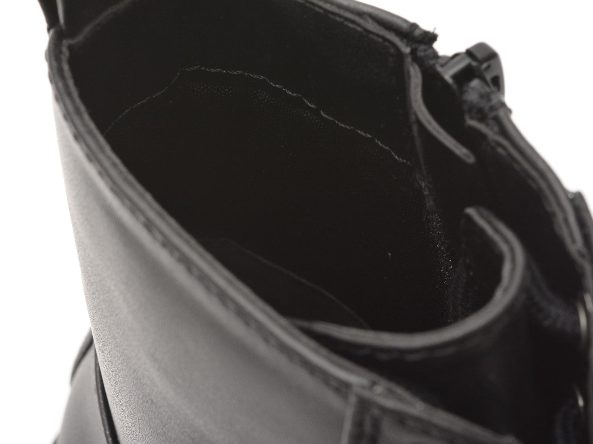 Bocanci ALDO negri, GOER 001, din piele ecologica